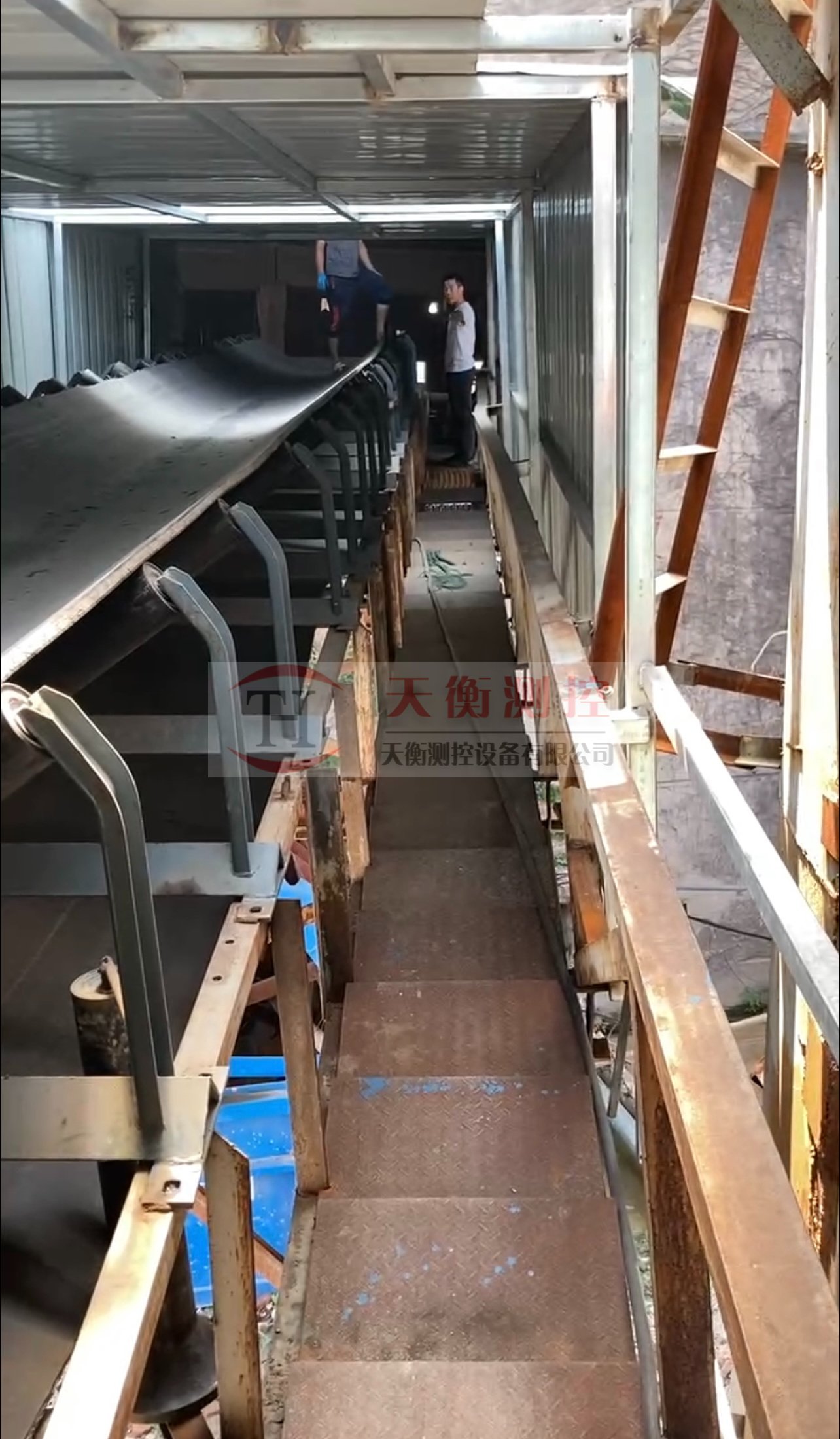 蘇州太倉砂石廠皮帶秤安裝現(xiàn)場